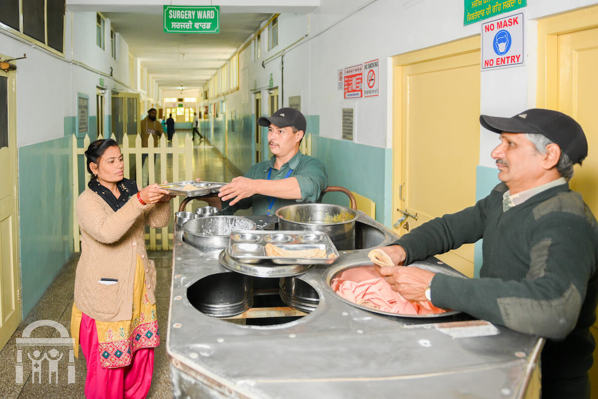 Patient food service at Guru Nanak Mission Hospital Dhahan Kaleran near Banga